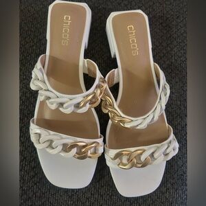 $139 Chico's Chic White and Gold Chain Sandals NWT